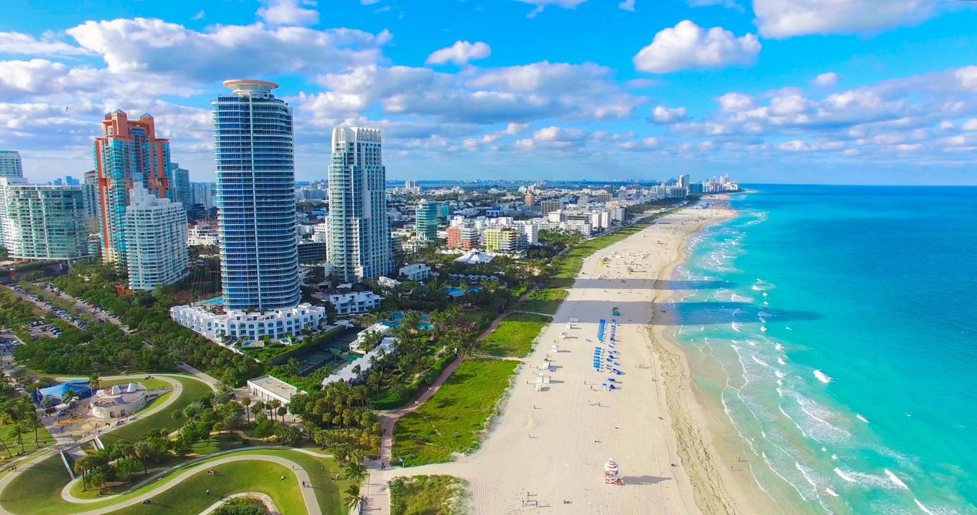 Beachfront Bentley One Bedroom With Balcony And Access Appartement Miami Beach