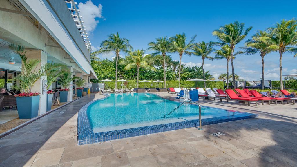 Beachfront Bentley One Bedroom With Balcony And Access Appartement
